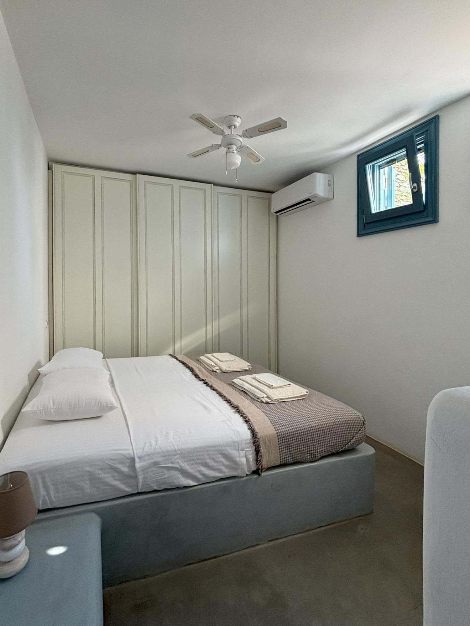 Almyra Yellow Villa Kythnos Luaran gambar